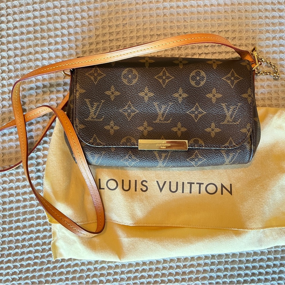 Louis Vuitton Monogram Favorite PM